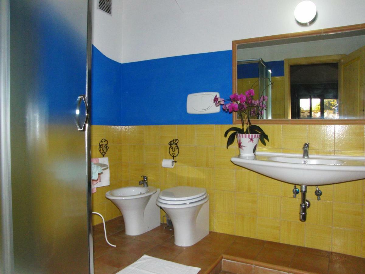 Locanda Degli Etruschi มอนตัลโต ดิ กัสโตร ภายนอก รูปภาพ