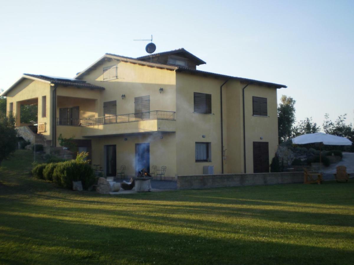 Locanda Degli Etruschi มอนตัลโต ดิ กัสโตร ภายนอก รูปภาพ